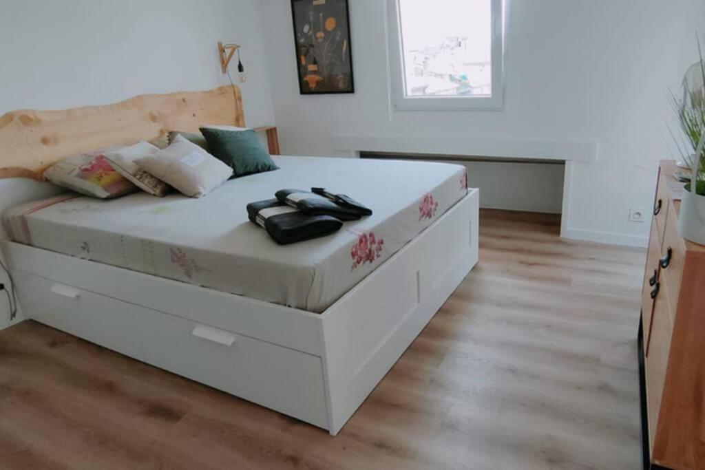 Petit Loft Sur Les Toits D'Avignon Apartment Екстериор снимка