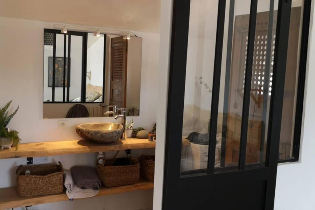 Petit Loft Sur Les Toits D'Avignon Apartment Екстериор снимка